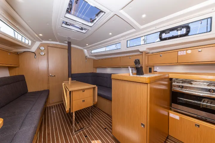 Bavaria Cruiser 34 Style - 