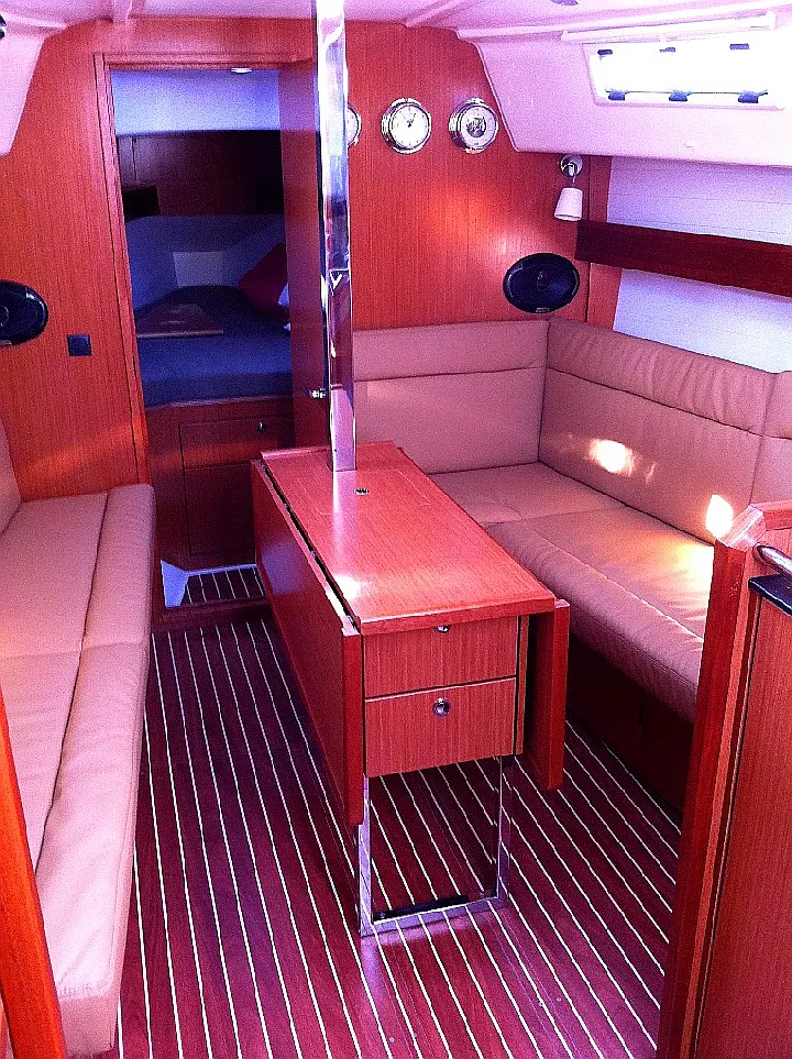 Bavaria Cruiser 32 - 