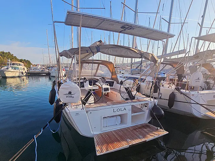 Dufour 360 Grand Large - 