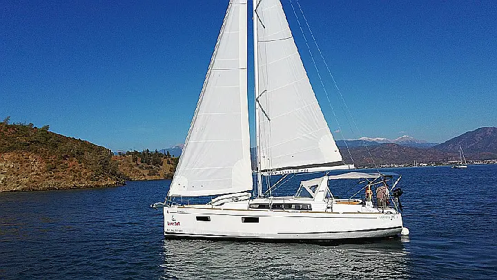 Oceanis 38.1 - 