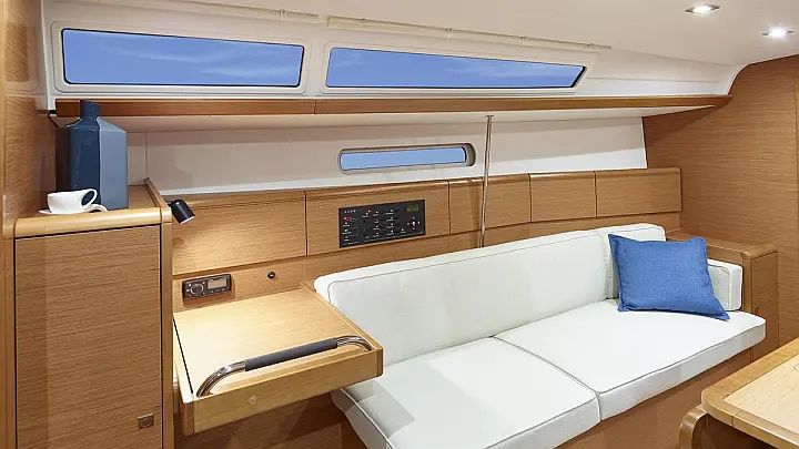 Sunsail 38 - 