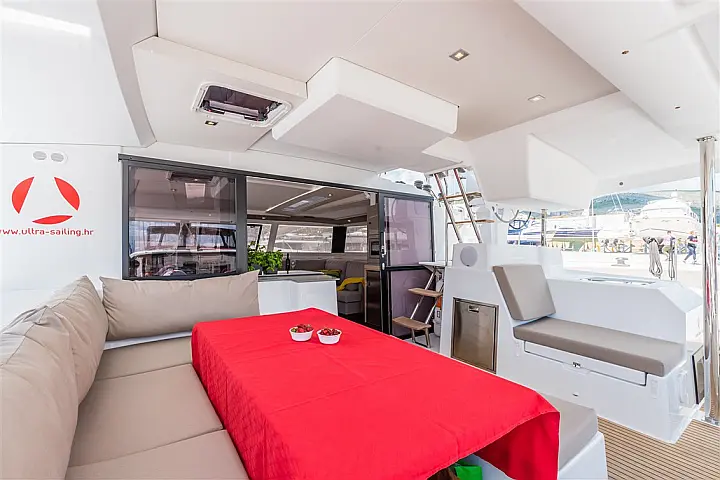 Saona 47 - 
