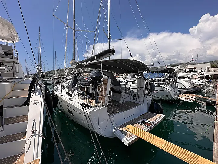 Hanse 388 - 