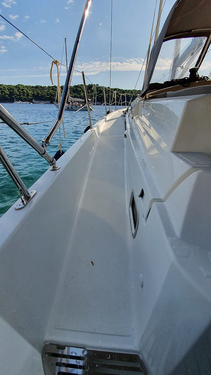 Sun Odyssey 440 - 