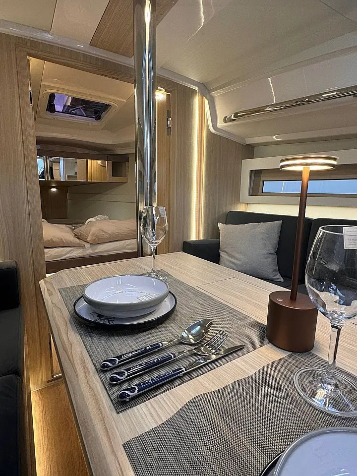Maxus 35 - 