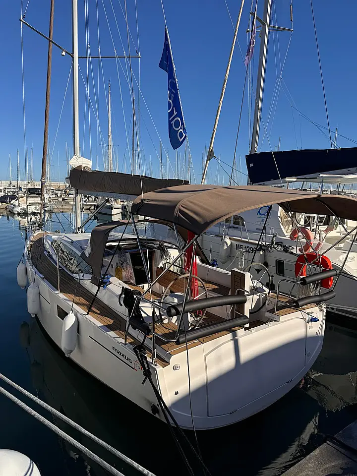 Maxus 35 - 