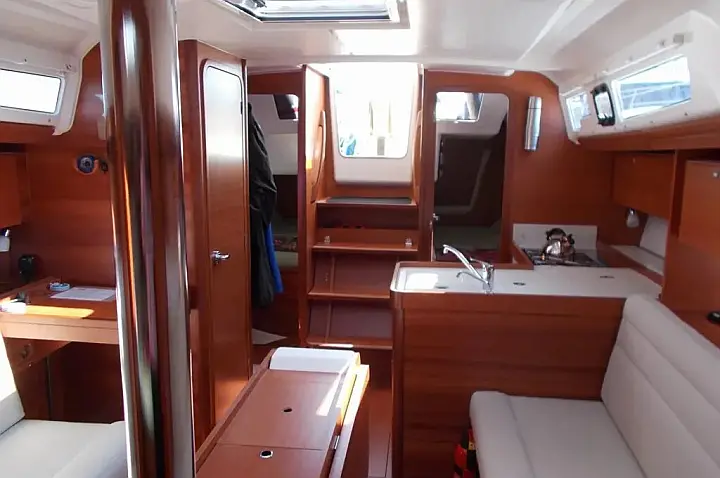 Dufour 350 Adventure - 