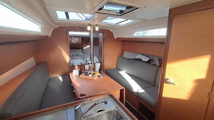 Dufour 360 3 Cabin - 