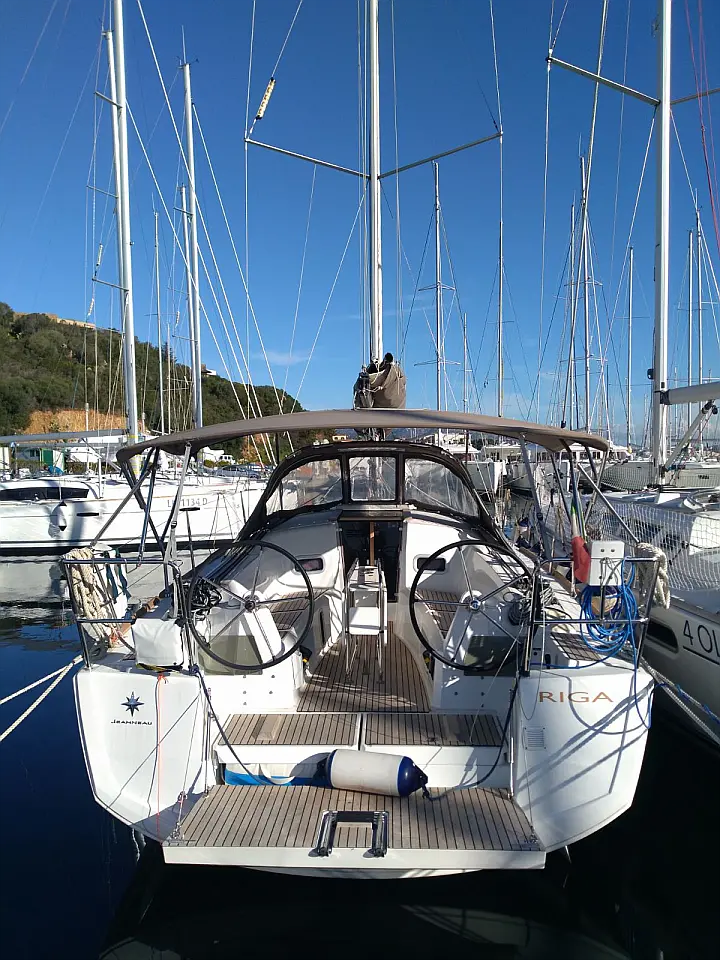 Sun Odyssey 349 - 