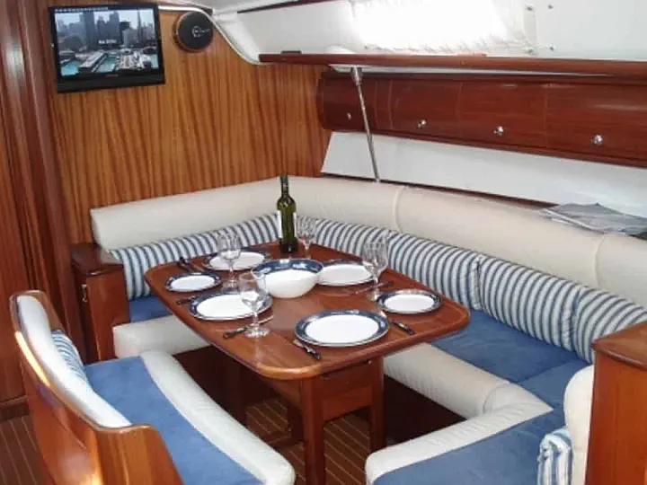 Bavaria 38 - 