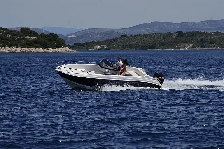 Atlantic Marine 670 - 