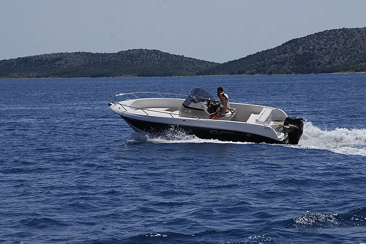 Atlantic Marine 670 - 