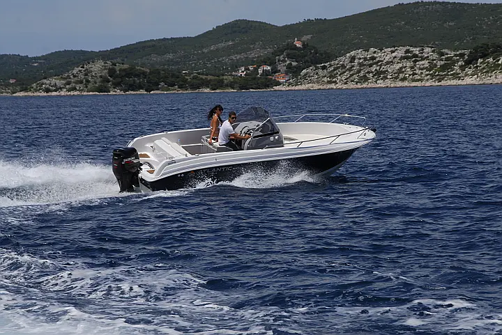 Atlantic Marine 670 - 