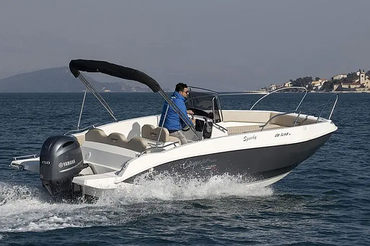 Speedy Caiman 585 - 