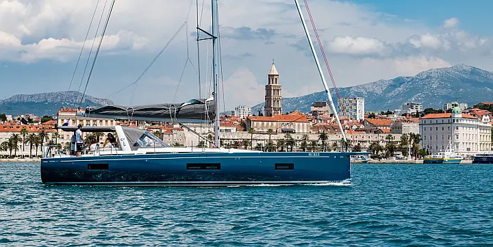 Oceanis Yacht 54 - 