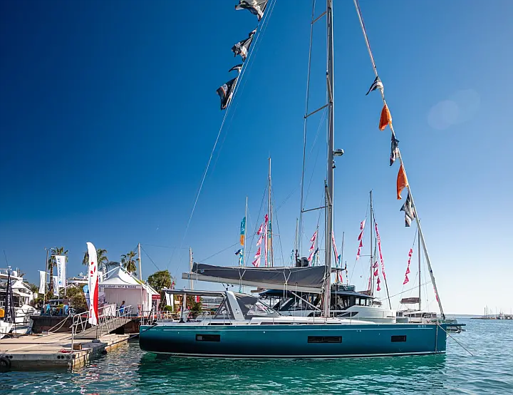 Oceanis Yacht 54 - 