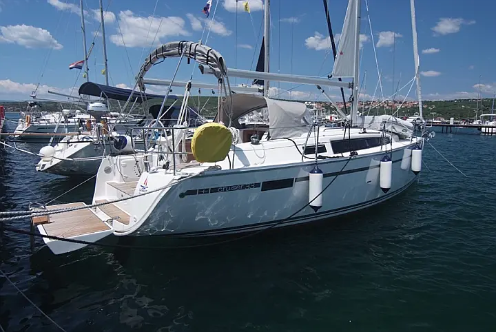 Bavaria Cruiser 33 - 