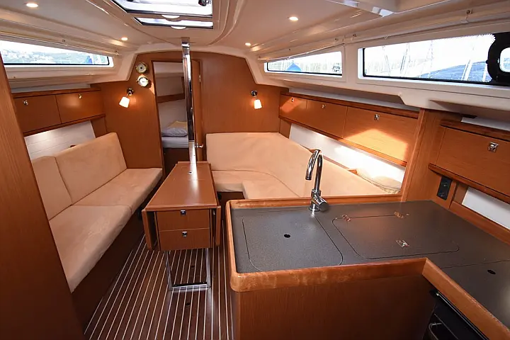 Bavaria Cruiser 34 - 