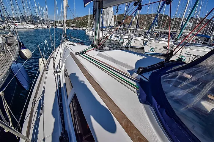 Sun Odyssey 36i - 