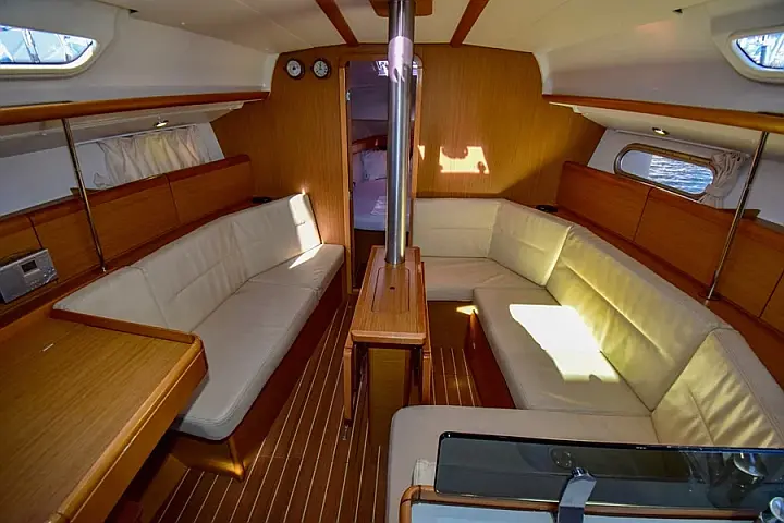 Sun Odyssey 36i - 