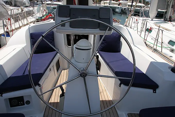 Sun Odyssey 36i - 