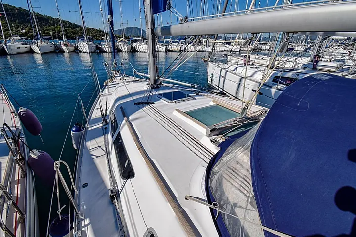 Sun Odyssey 37 - 