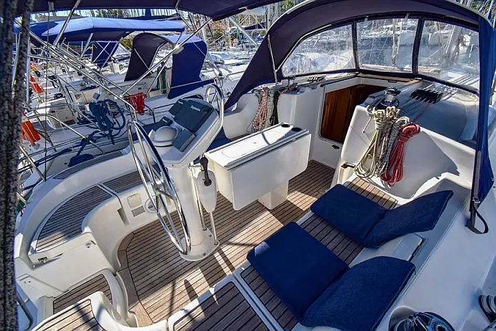 Sun Odyssey 37 - 