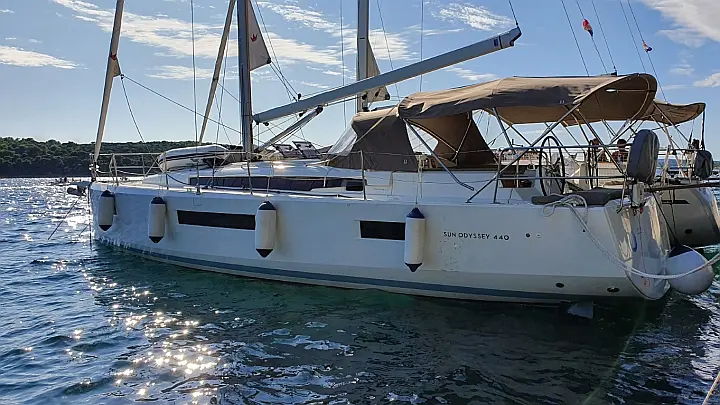 Sun Odyssey 440 - 