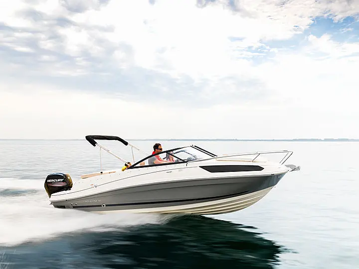 Bayliner VR5 - 