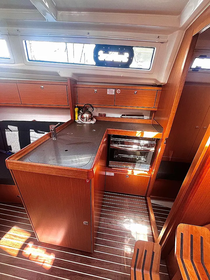 Bavaria Cruiser 34 - 