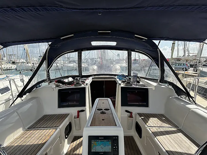 Dufour 382 GL - 