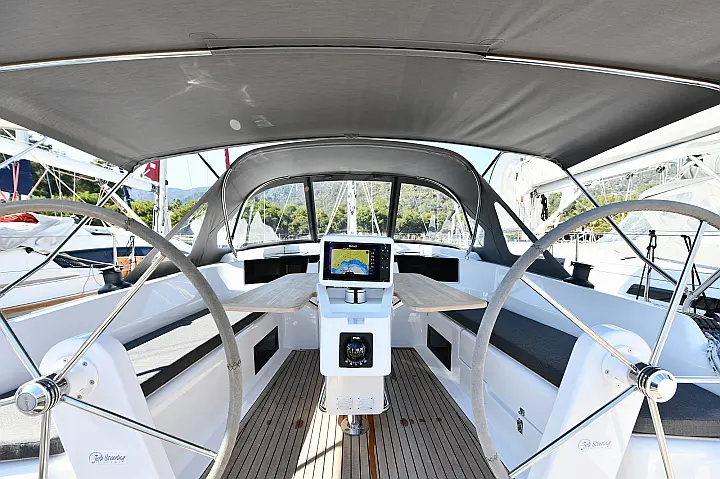 Hanse 418 - 