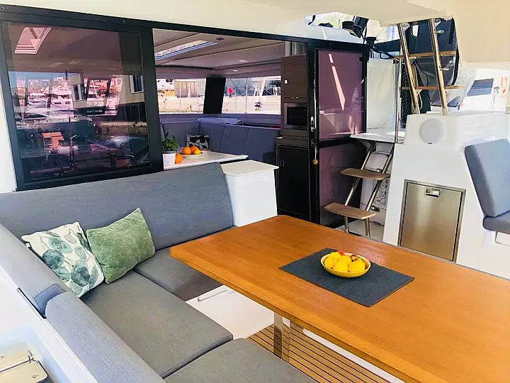 Saona 47 - 