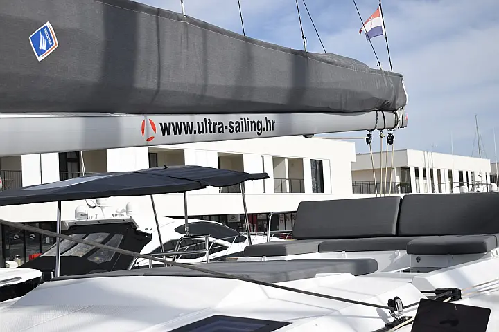 Saona 47 - 
