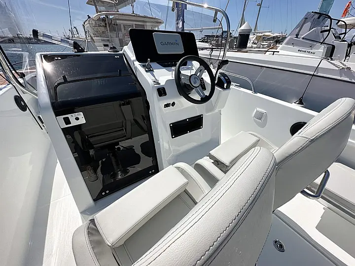 Beneteau Flyer 8 SPACEdeck - 