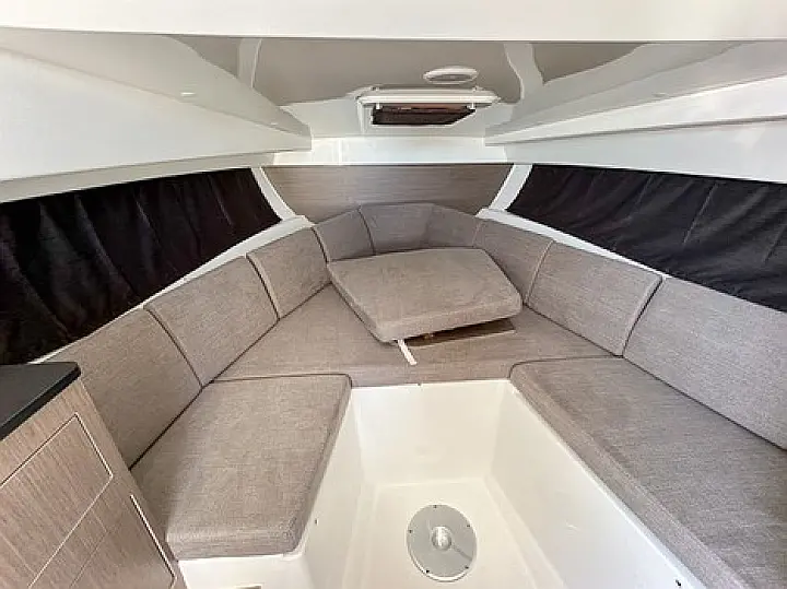 Beneteau Flyer 8 Sundeck - 