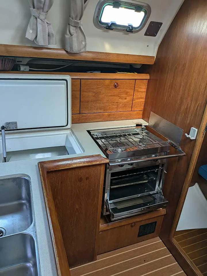 Sun Odyssey 37 - 