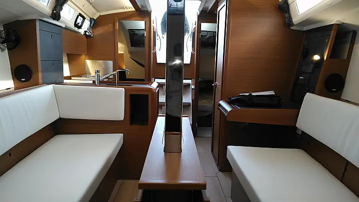 Sun Odyssey 349 - 
