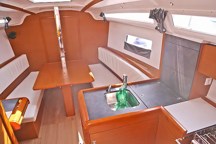 Sun Odyssey 349 - 