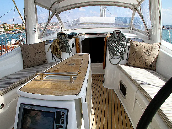 Beneteau Oceanis 50 - Images