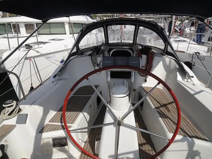 Sun Odyssey 36i - 