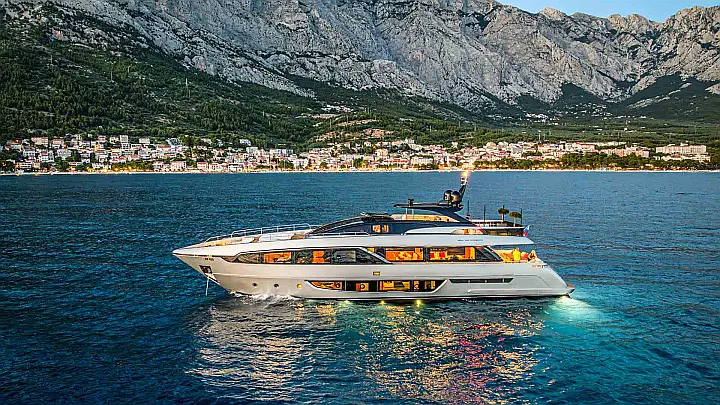 Riva Corsaro 100 - 