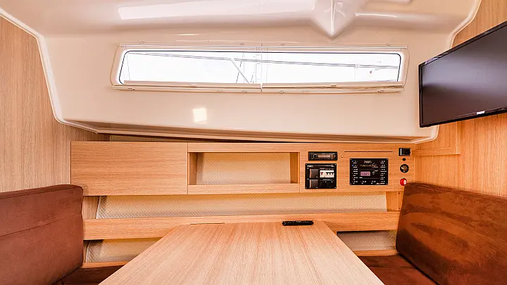 Nexus Revo 870 Prestige - 