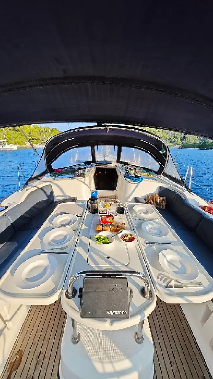 Sun Odyssey 49i - 