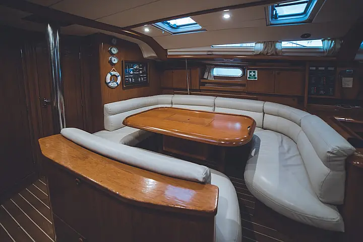 Sun Odyssey 49i - 