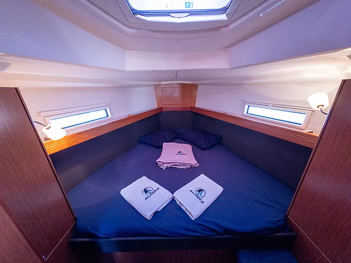 Bavaria Cruiser 37 - 