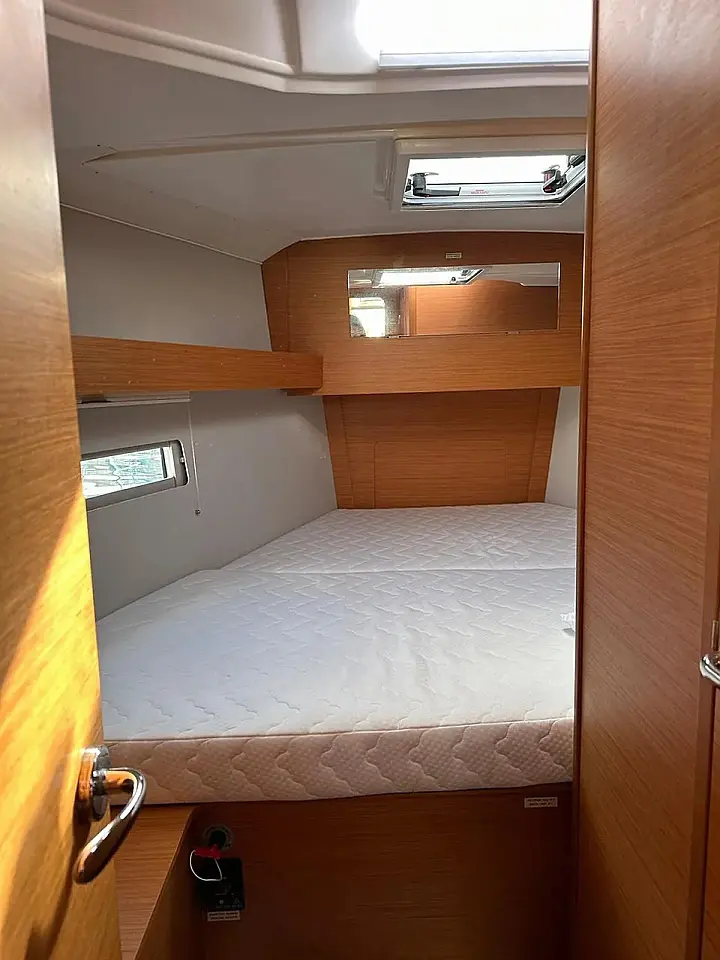 Dufour 390 - 