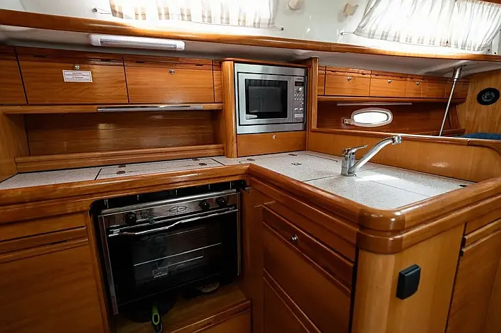 Bavaria 38 - 