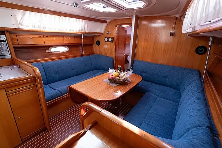 Bavaria 38 - 