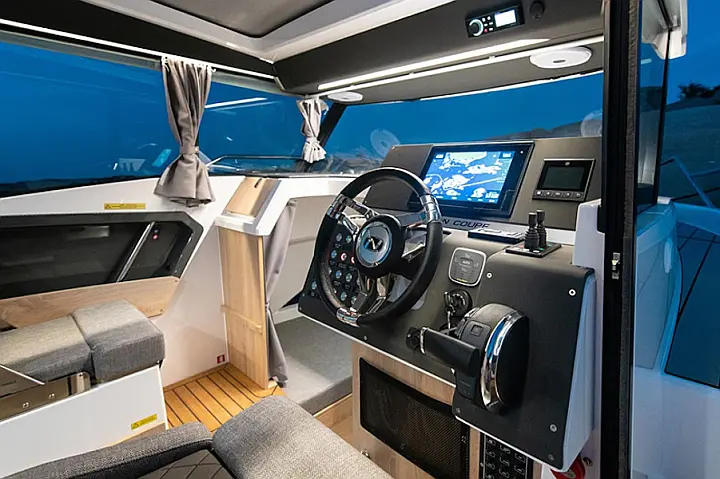 Nordkapp Coupe 905 - 